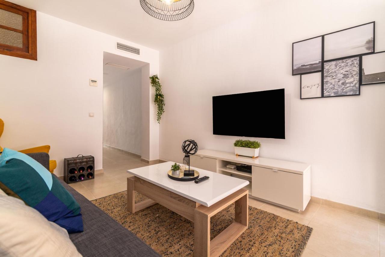 Lovely Cozy 2-Bedroom Residential Home With Patio Benalmádena Εξωτερικό φωτογραφία