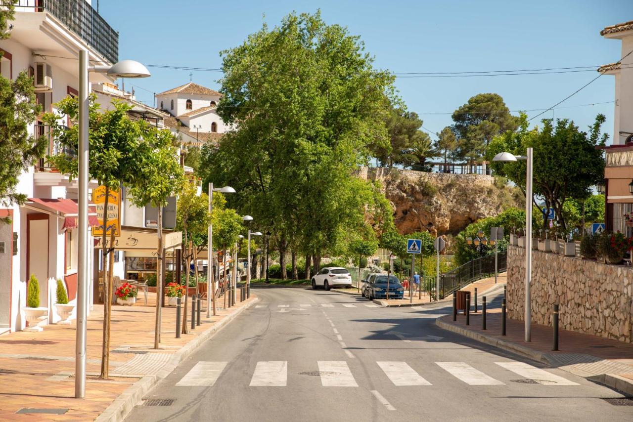 Lovely Cozy 2-Bedroom Residential Home With Patio Benalmádena Εξωτερικό φωτογραφία